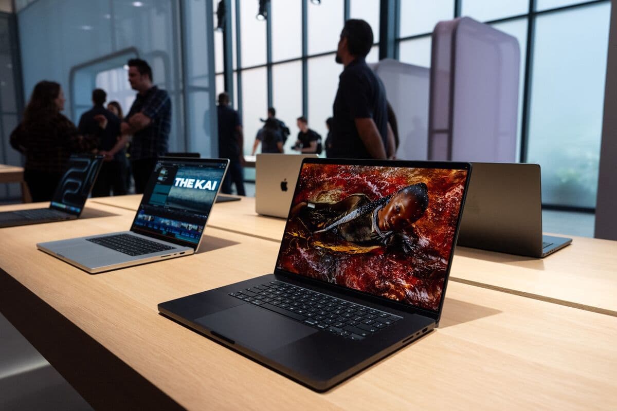 Apple Announces Oct. 28 Event for Touch-Screen MacBook Pro